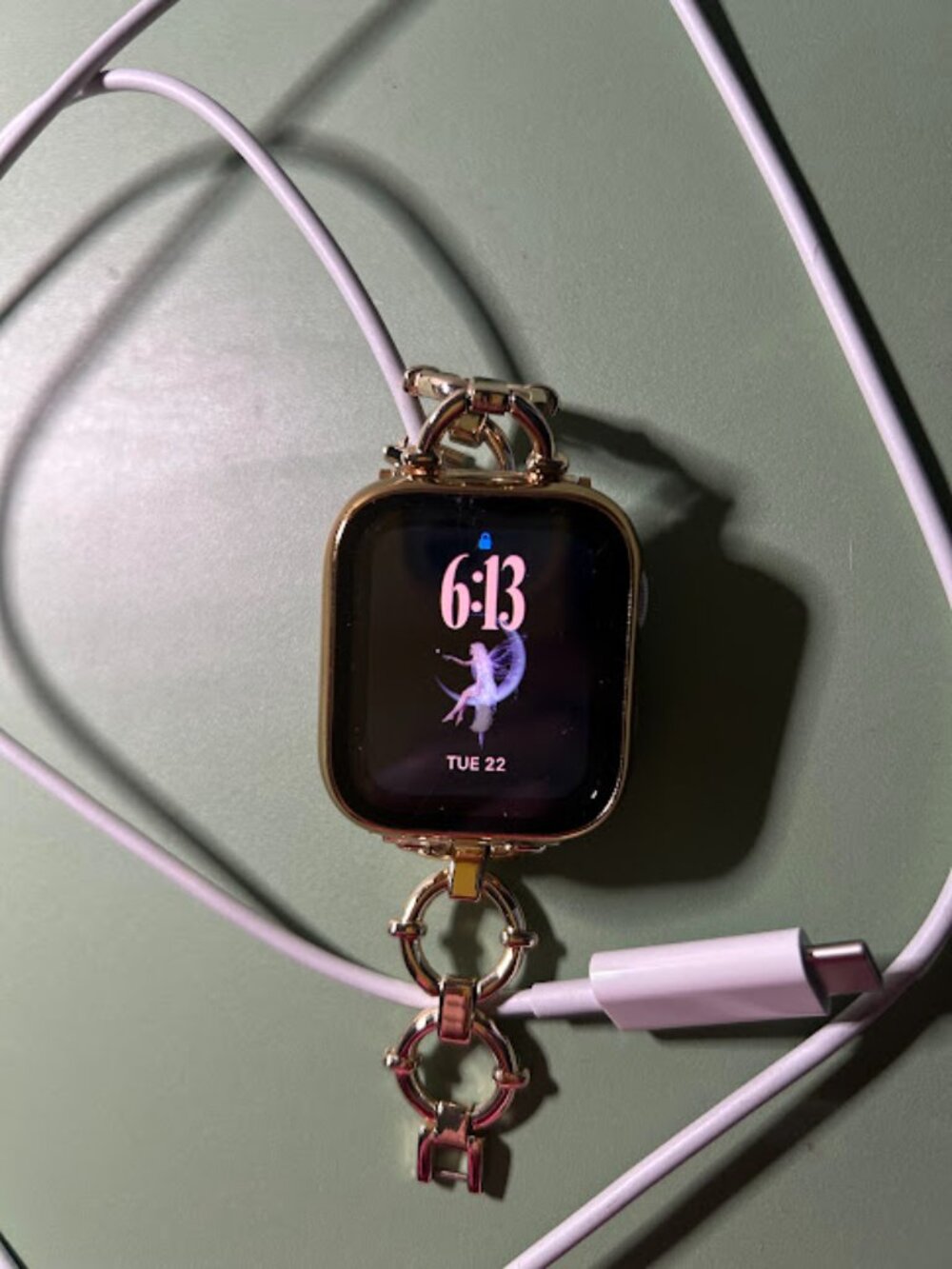 Apple Watch with Gold Band, Screen Protectors and Charger